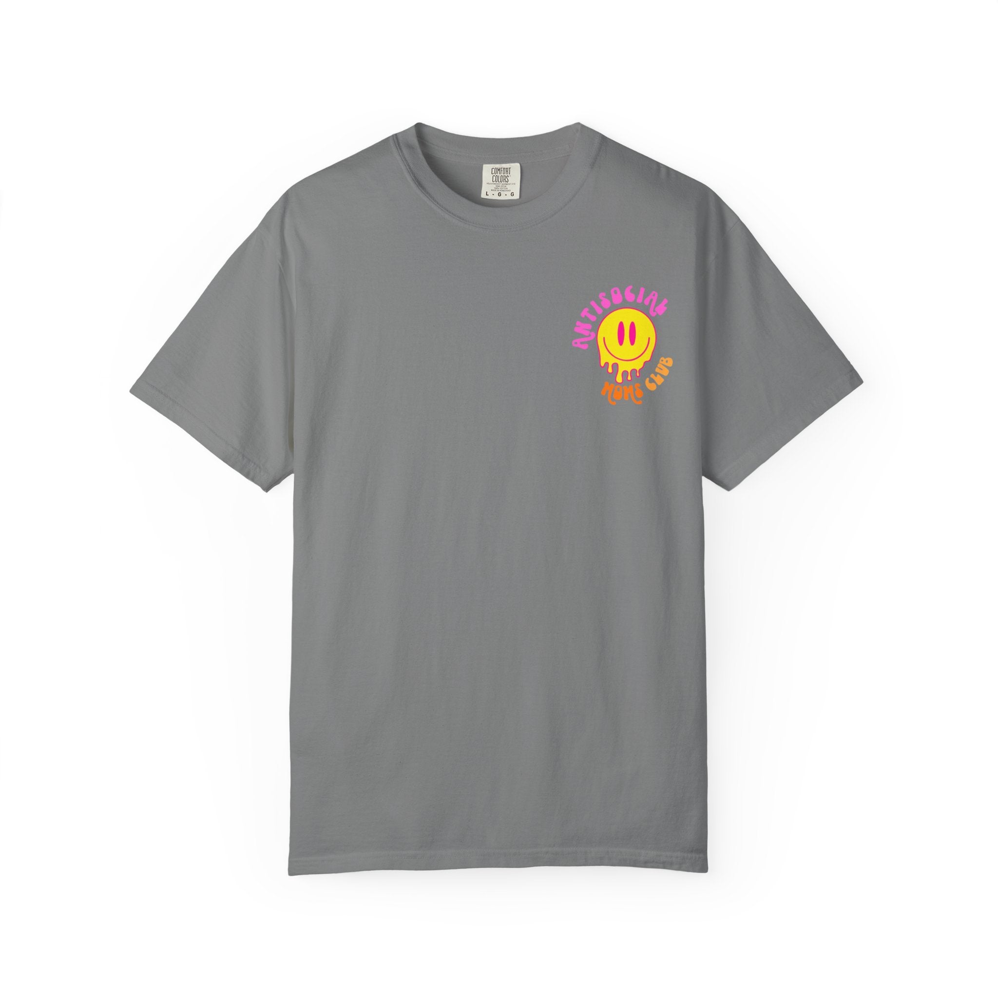 Anti Social Moms Club T-Shirt — Retro Smiley Graphic Tee for Cool Moms