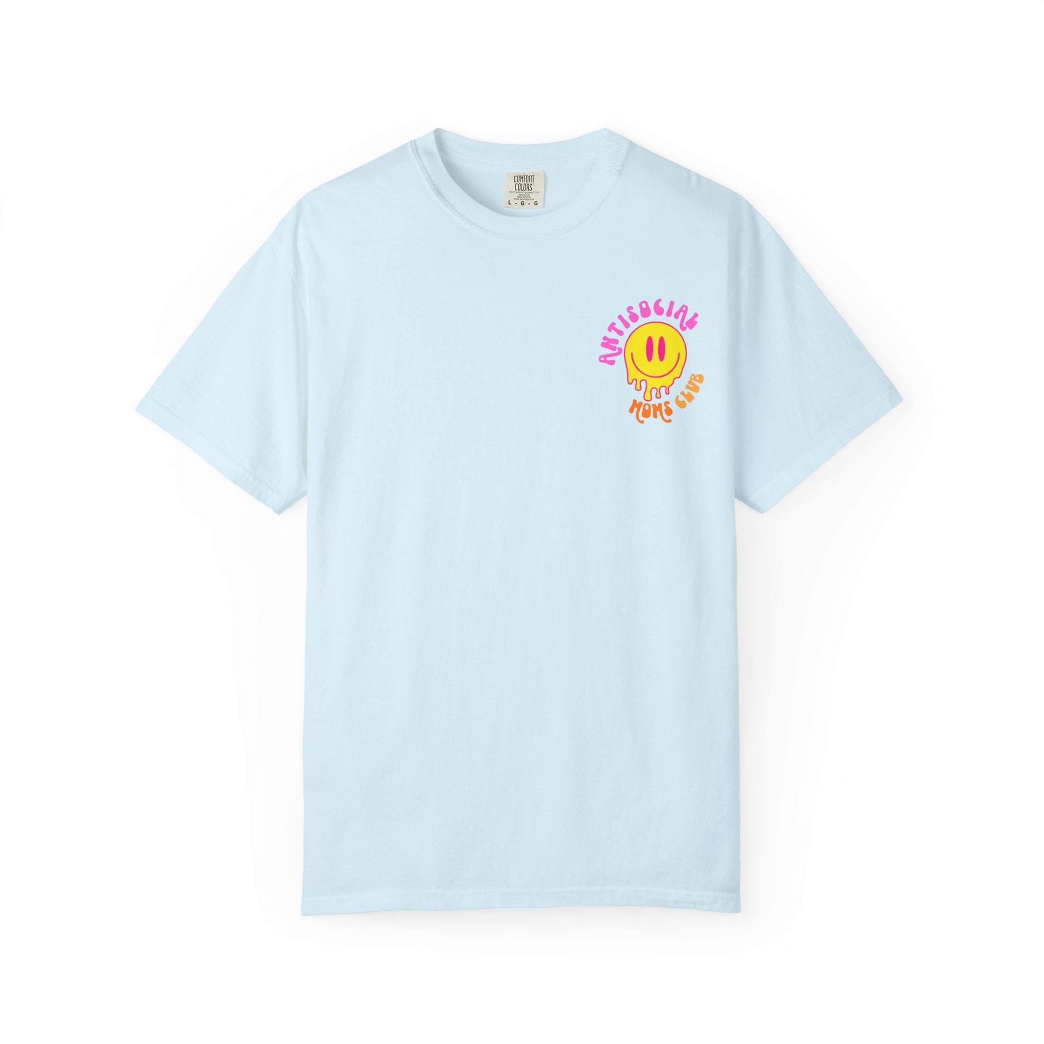 Anti Social Moms Club T-Shirt — Retro Smiley Graphic Tee for Cool Moms