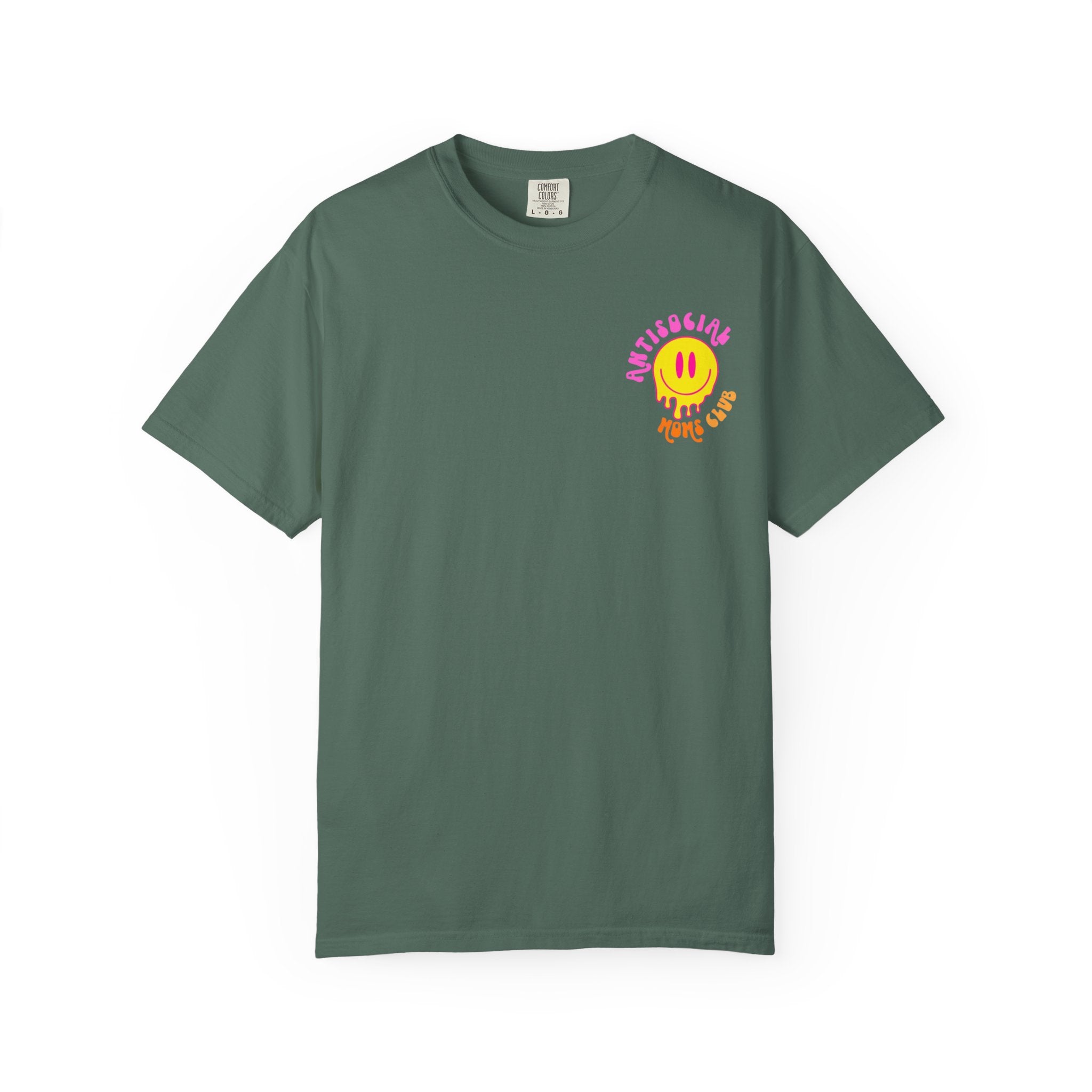 Anti Social Moms Club T-Shirt — Retro Smiley Graphic Tee for Cool Moms