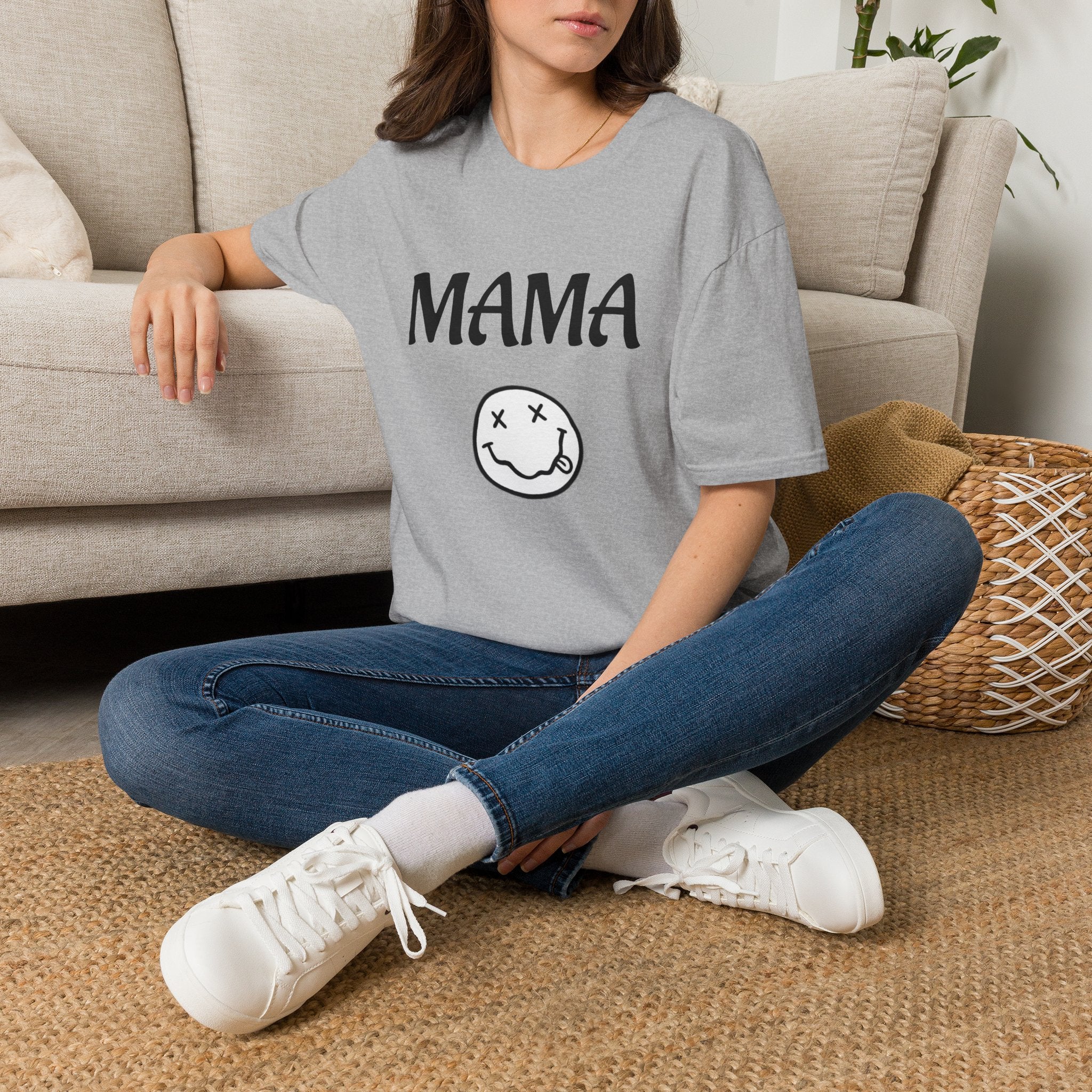 Mama Smiley Tee — Casual Graphic Mom T‑Shirt