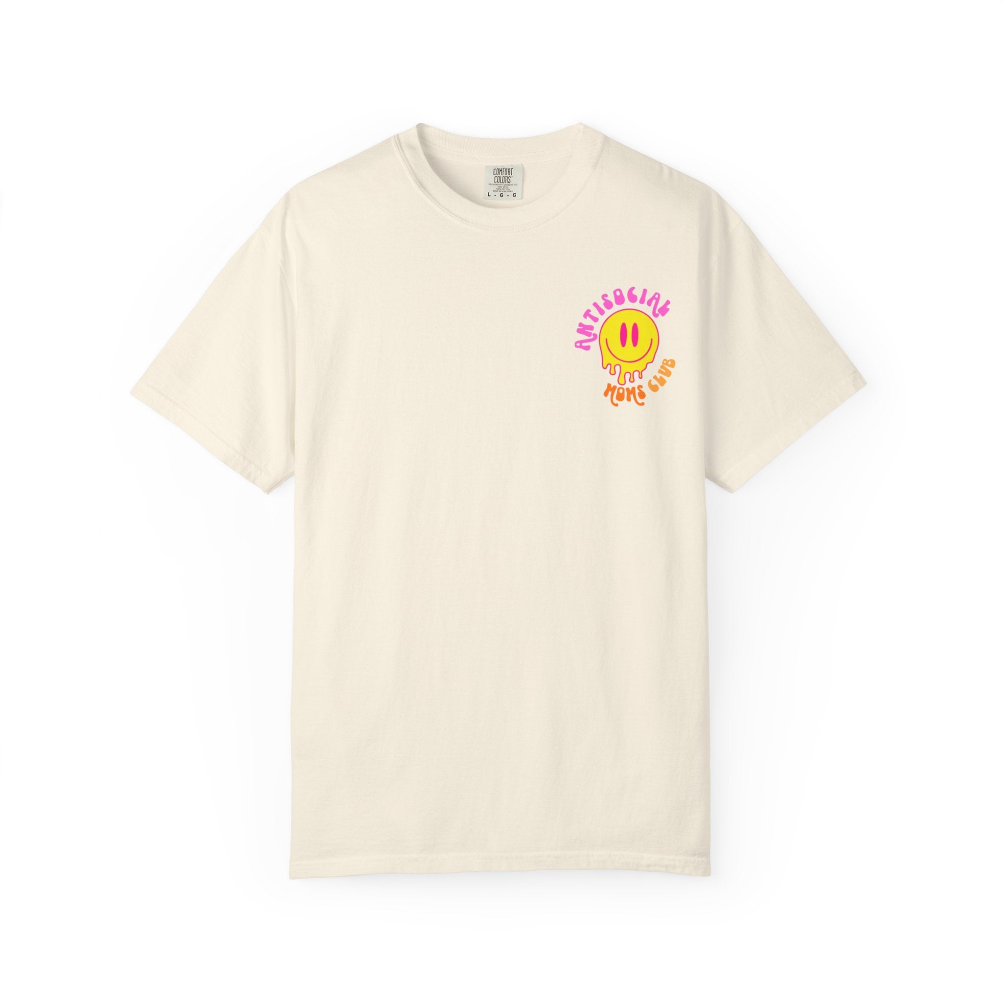 Anti Social Moms Club T-Shirt — Retro Smiley Graphic Tee for Cool Moms